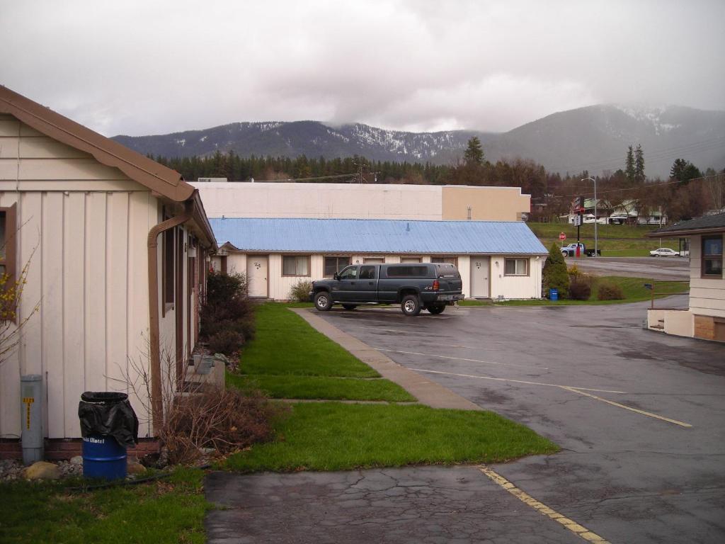 Falls Motel Thompson Falls Exterior photo